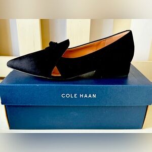 NIB Cole Haan Viola Skimmer black suede flats 7B!